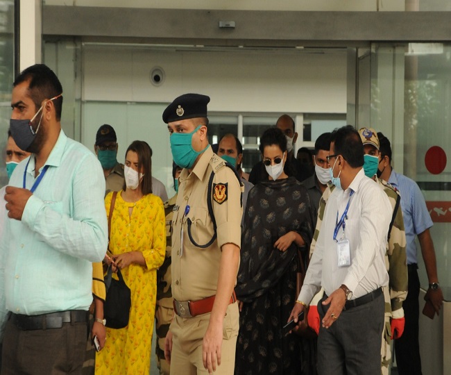 &lsquo;Attempts to break my house': Kangana Ranaut leaves Mumbai with a 'heavy heart', slams Thackeray Govt